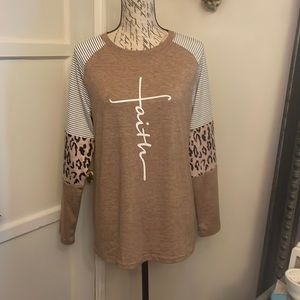 Faith long sleeve shirt